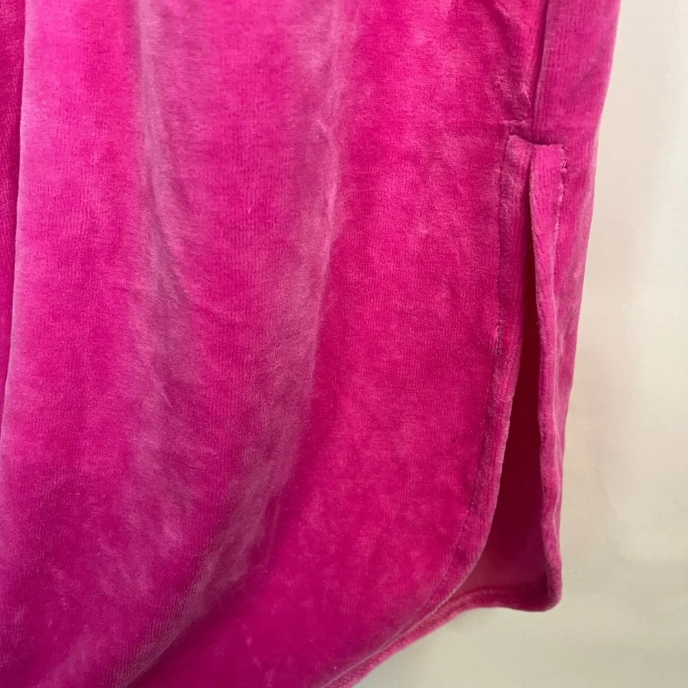 Disney Winnie‎ the Pooh Velour Pajama Lounge Dress Women’s Medium Pink 1/4 Zip
